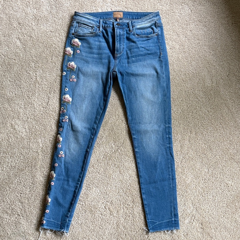 DRIFTWOOD Jackie Jeans with floral embroidery